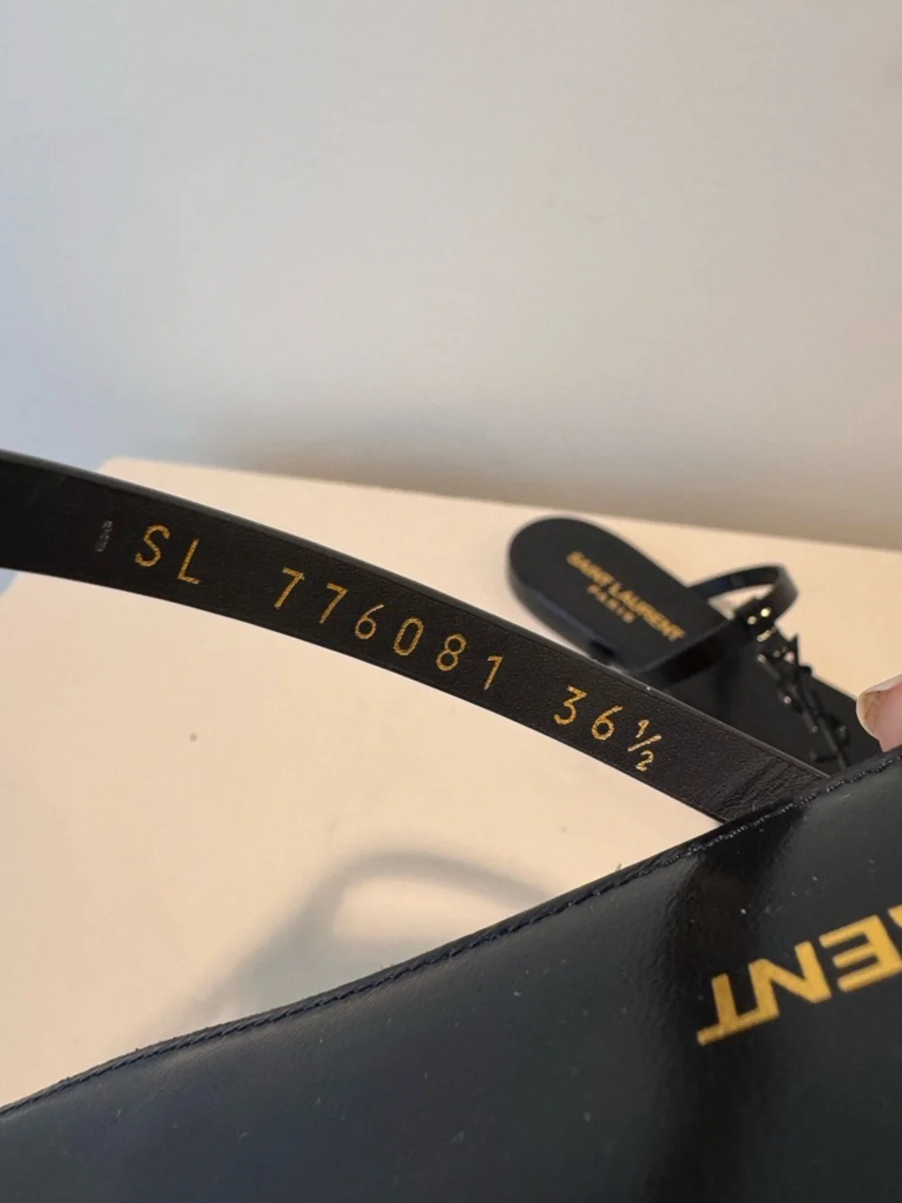 Saint Laurent Black Patent Leather Logo T-Strap Sandals - Picture 3 of 9